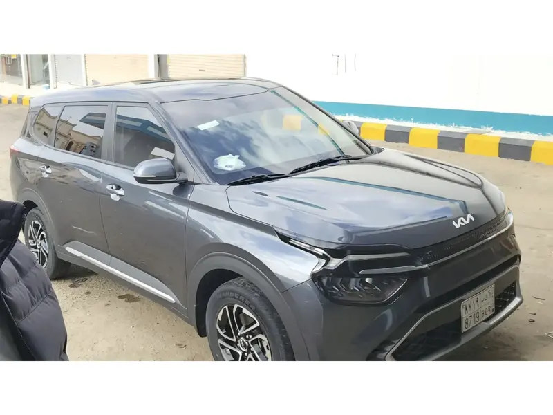 KIA Carens 2023 8