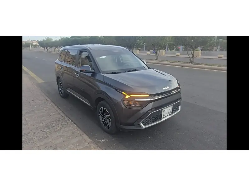 KIA Carens 2023 7