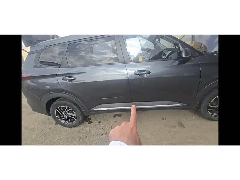 KIA Carens 2023 11