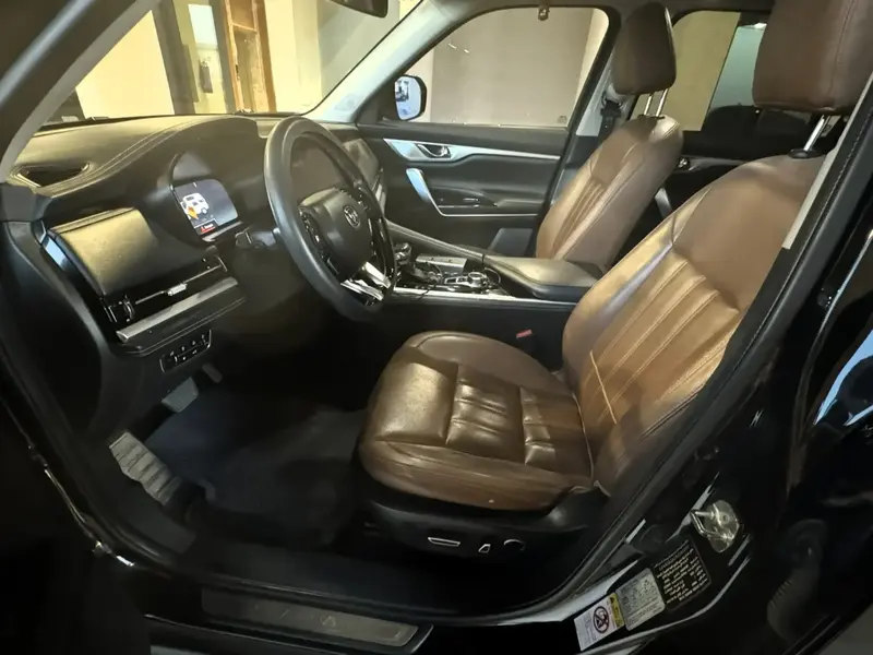 Changan CS95, 2022, 2.0T,FWD 7 Seater with 3 Yrs Service Contract 17