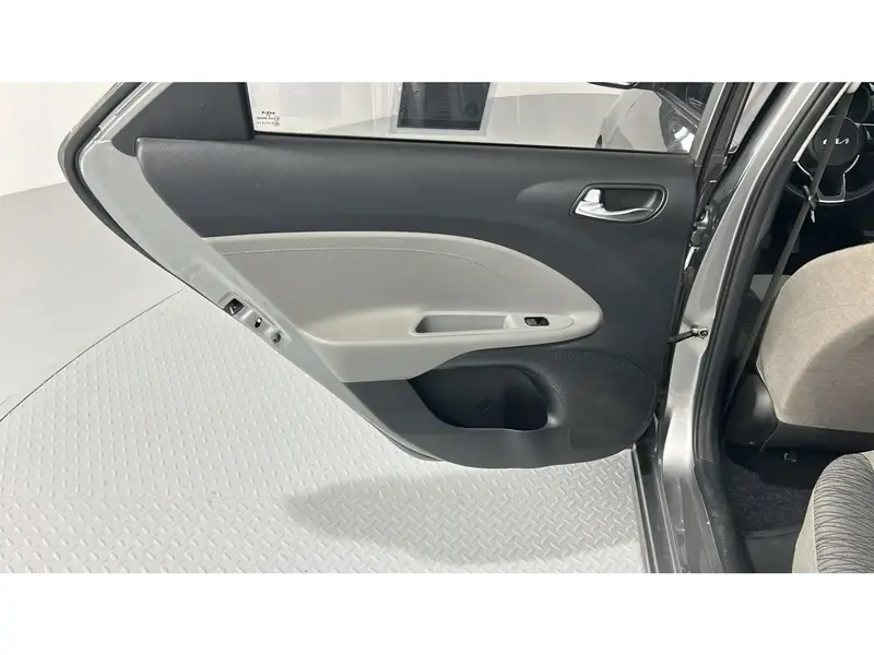 KIA Pegas standard 2024 11