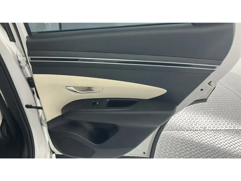 Hyundai Tucson Smart 2024 24