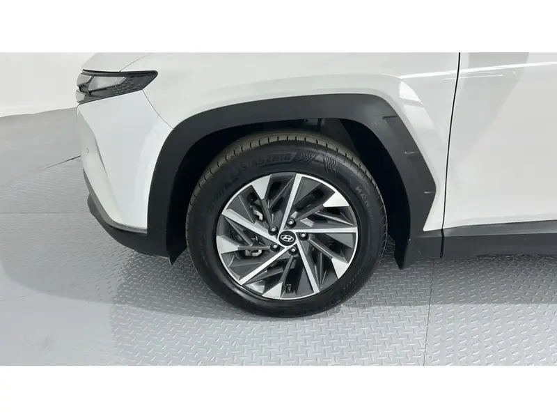Hyundai Tucson Smart 2024 24