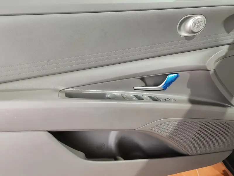 Hyundai Elantra 2024 14