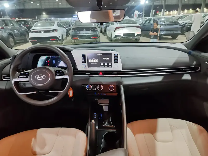 Hyundai Elantra 2024 18