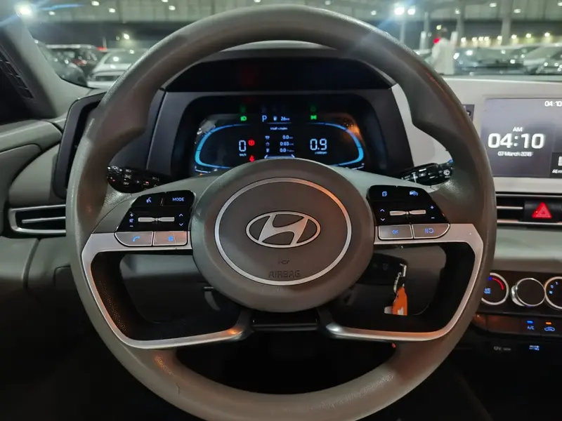 Hyundai Elantra 2024 20