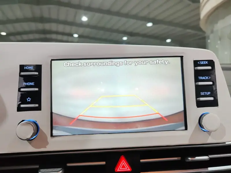 Hyundai Elantra 2024 21