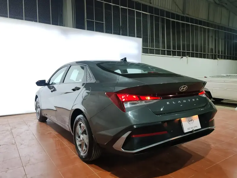 Hyundai Elantra 2024 8
