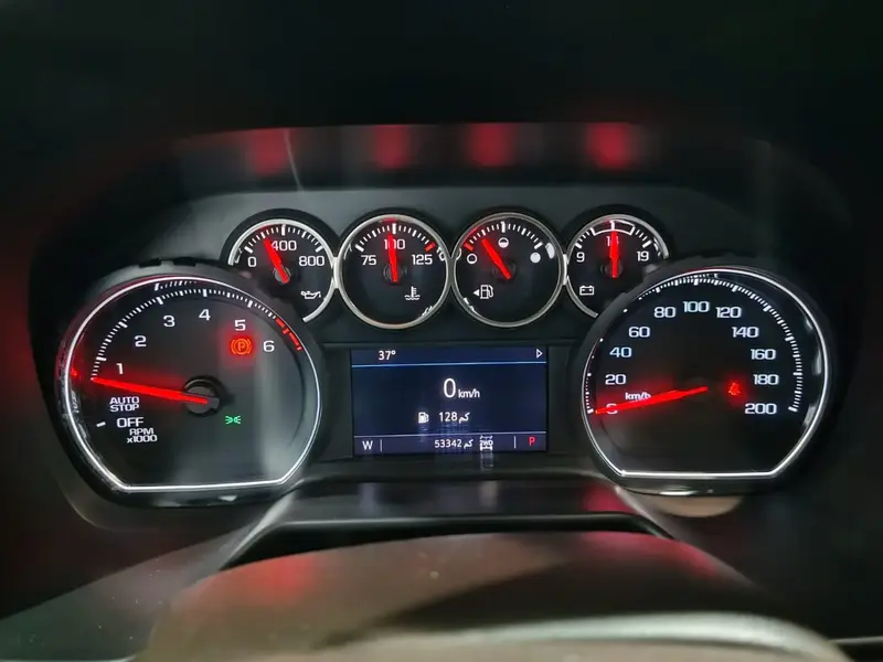 Chevrolet Suburban 2024 26