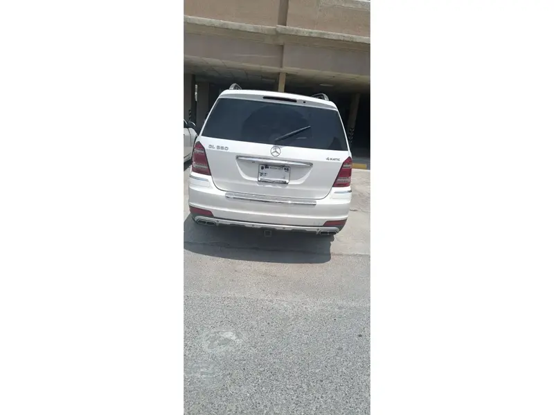 Mercedes GL 2011 2