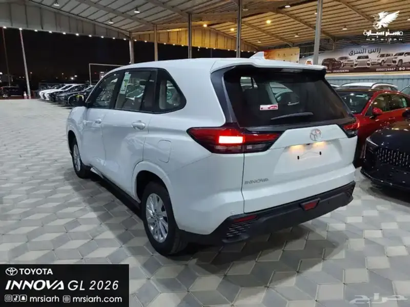 Toyota Innova 2026 5