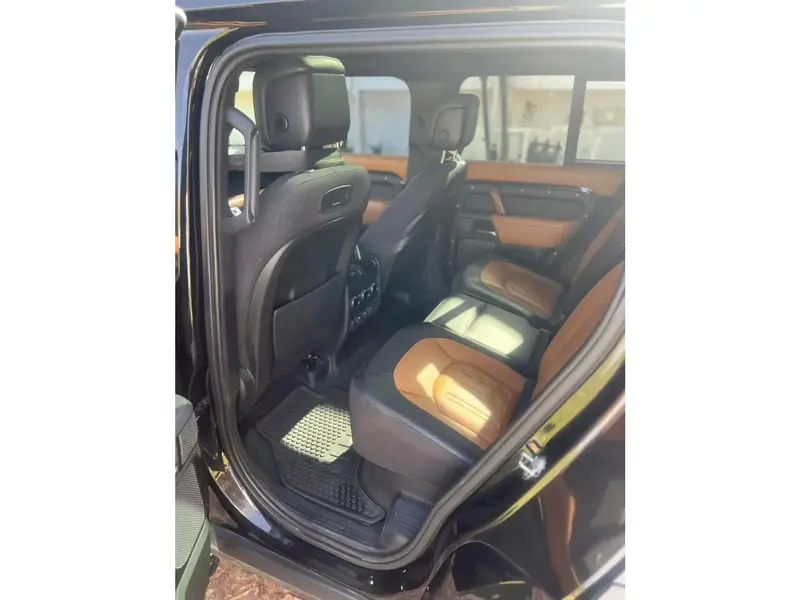 Land Rover Defender 2020 9