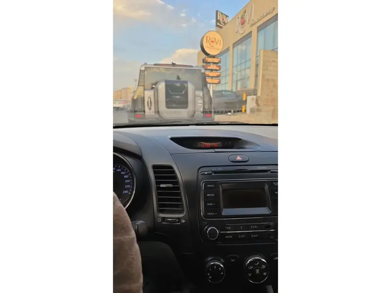 KIA Cerato 2016 11