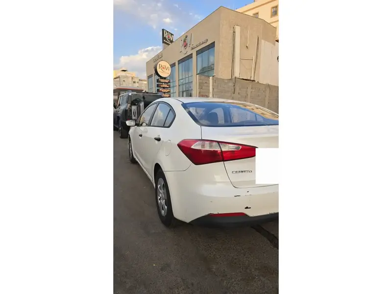 KIA Cerato 2016 13