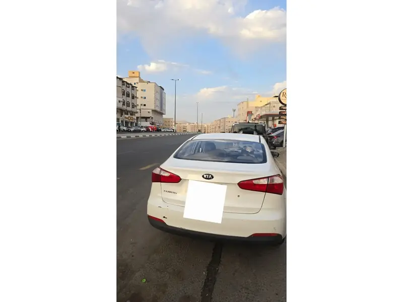 KIA Cerato 2016 12
