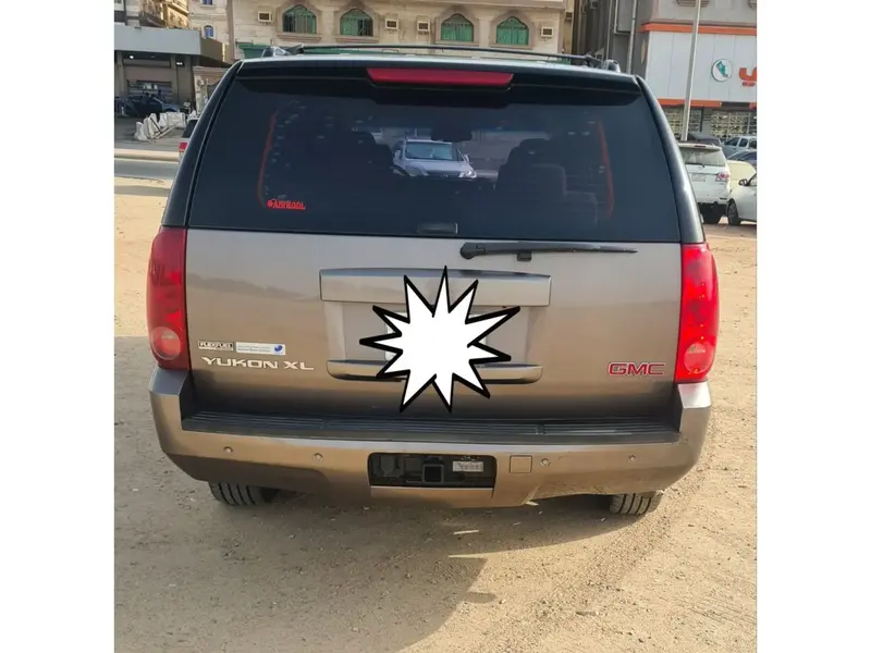 GMC Yukon XL 2012 7