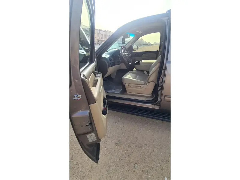 GMC Yukon XL 2012 12