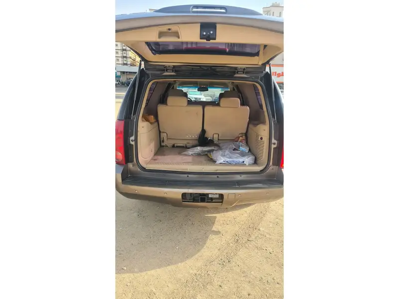 GMC Yukon XL 2012 8