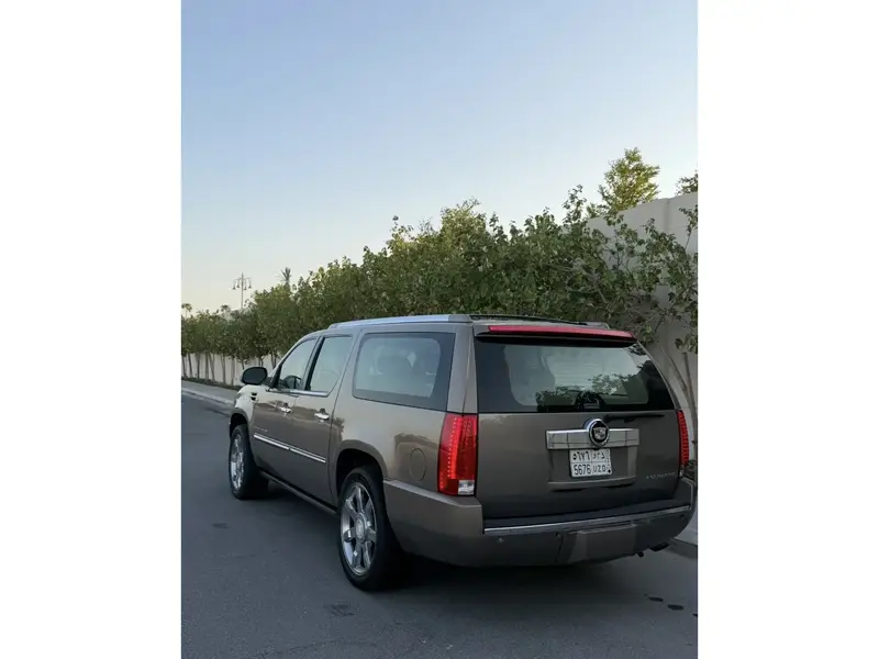 كاديلاك اسكاليد 2007 4