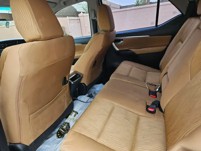 Toyota Fortuner 2023 5