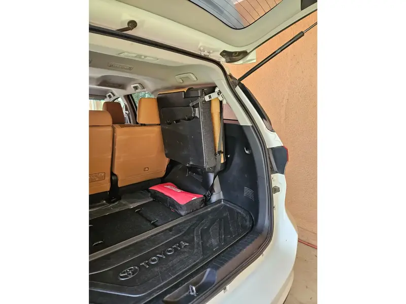 Toyota Fortuner 2023 12