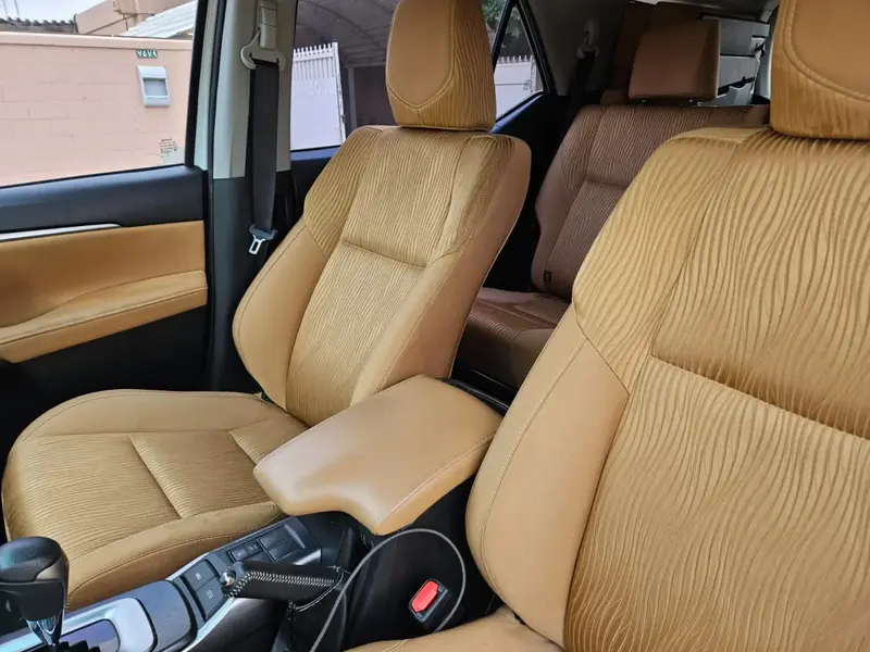 Toyota Fortuner 2023 14