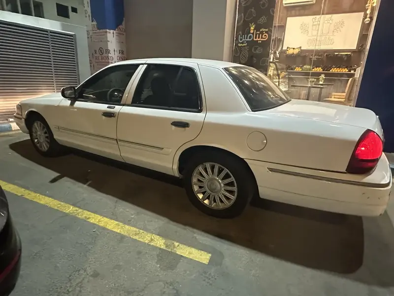 Mercury Grand Marquis 2008 14