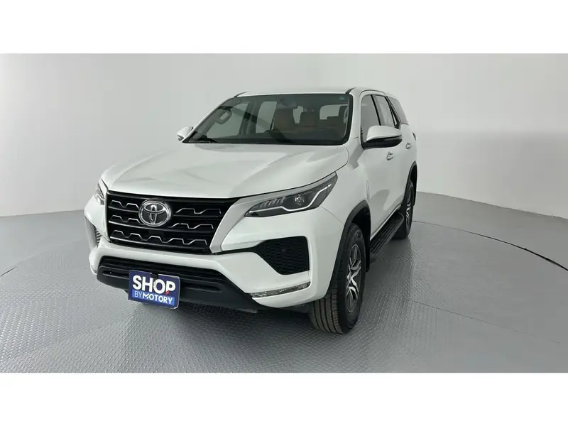 Toyota Fortuner GX 2023 2