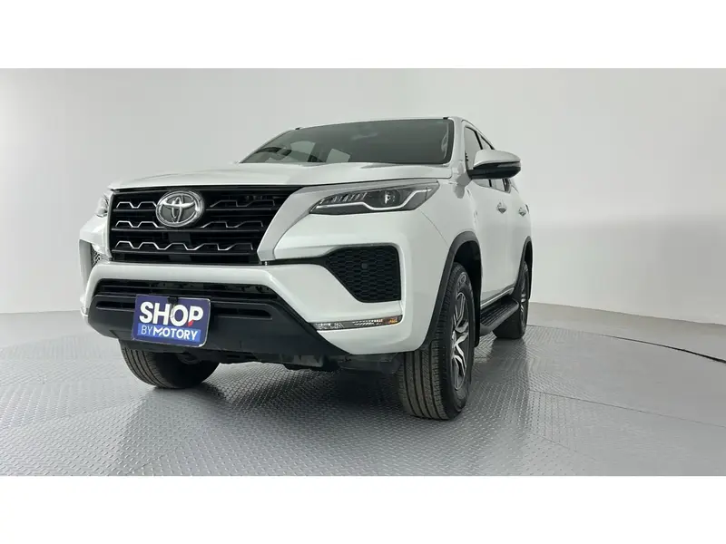 Toyota Fortuner GX 2023 3