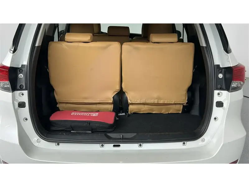 Toyota Fortuner GX 2023 30
