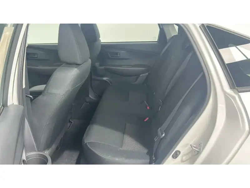 Toyota Yaris Y 2026 18