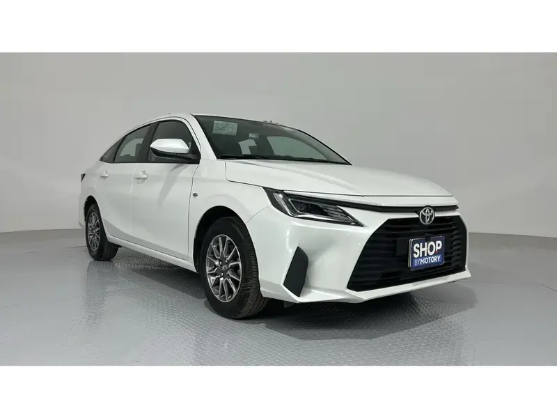 Toyota Yaris Y 2026 4