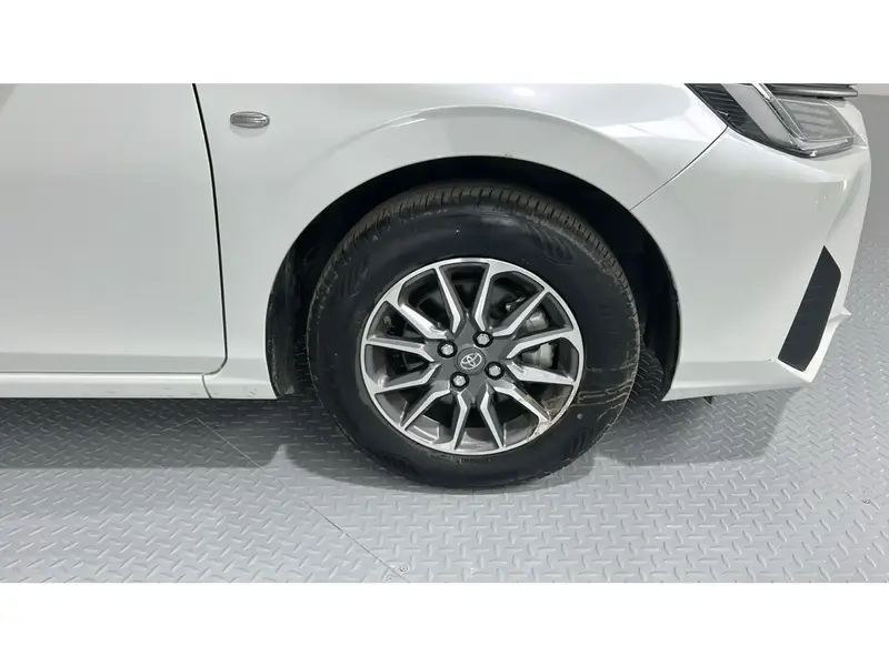 Toyota Yaris Y 2026 29