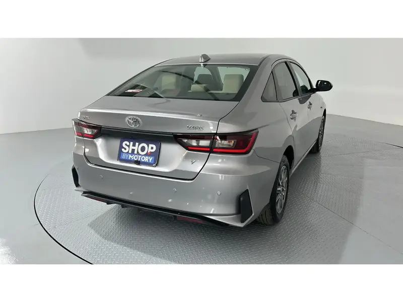 Toyota Yaris Y 2026 7