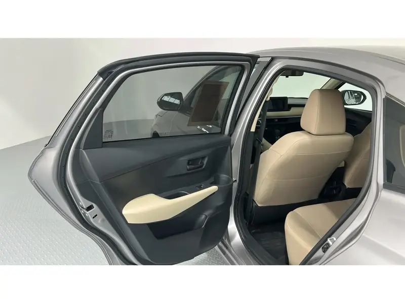 Toyota Yaris Y 2026 13