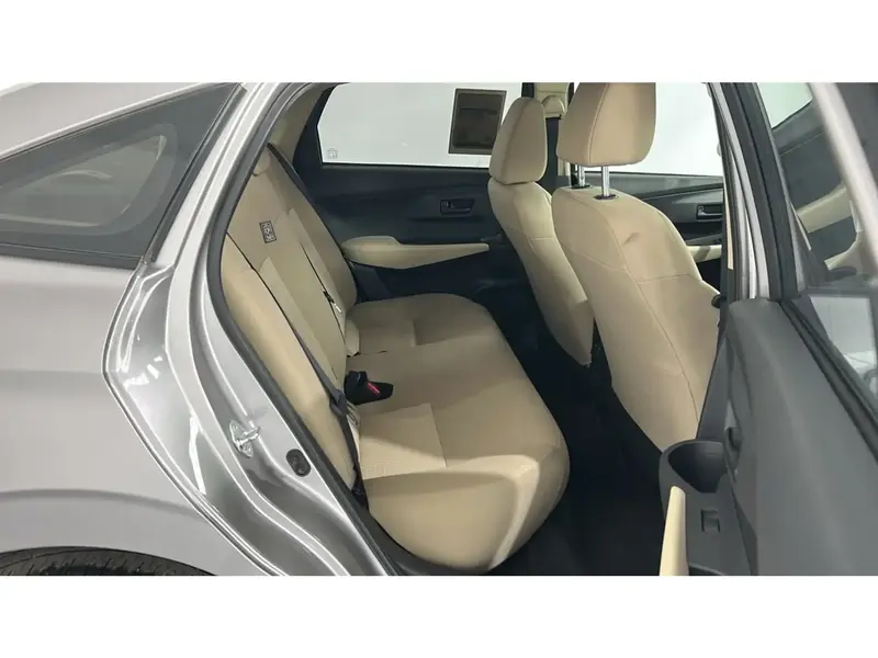 Toyota Yaris Y 2026 27