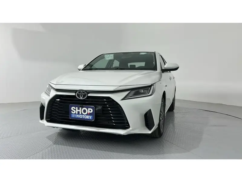 Toyota Yaris Y 2026 4