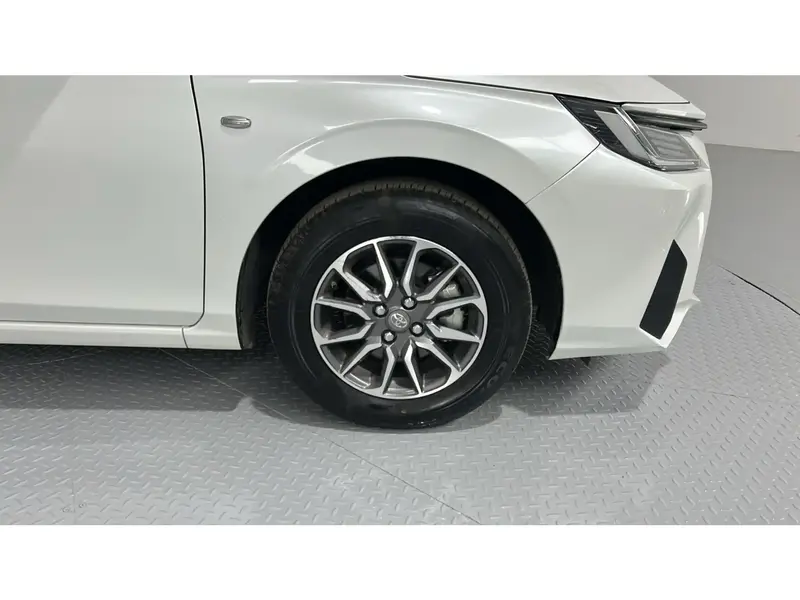 Toyota Yaris Y 2026 26