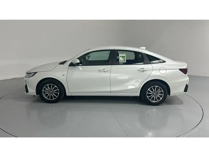 Toyota Yaris Y 2026 12