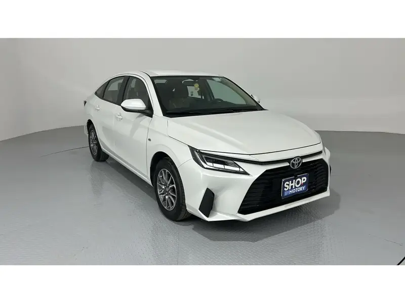 Toyota Yaris Y 2026 4