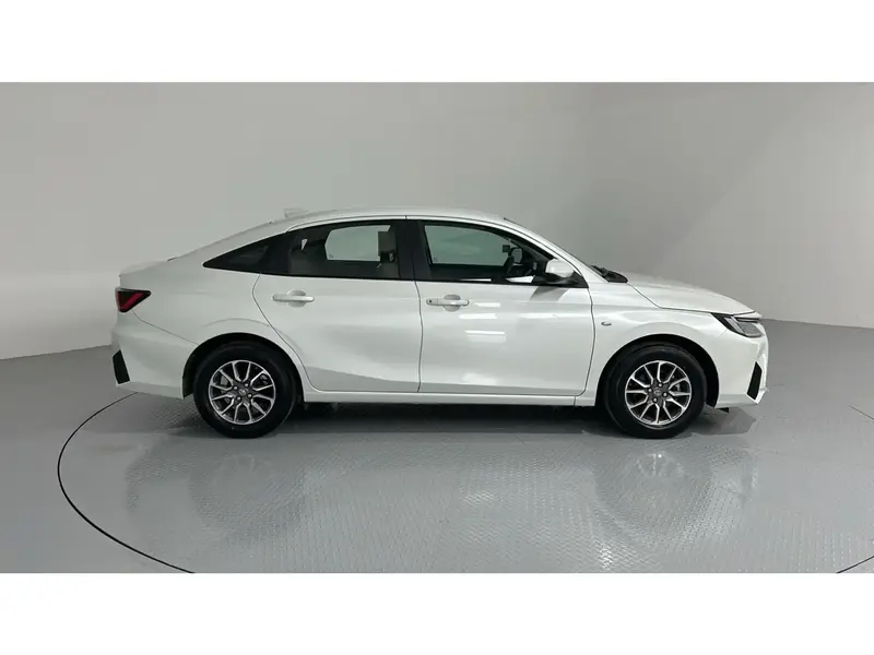 Toyota Yaris Y 2026 11