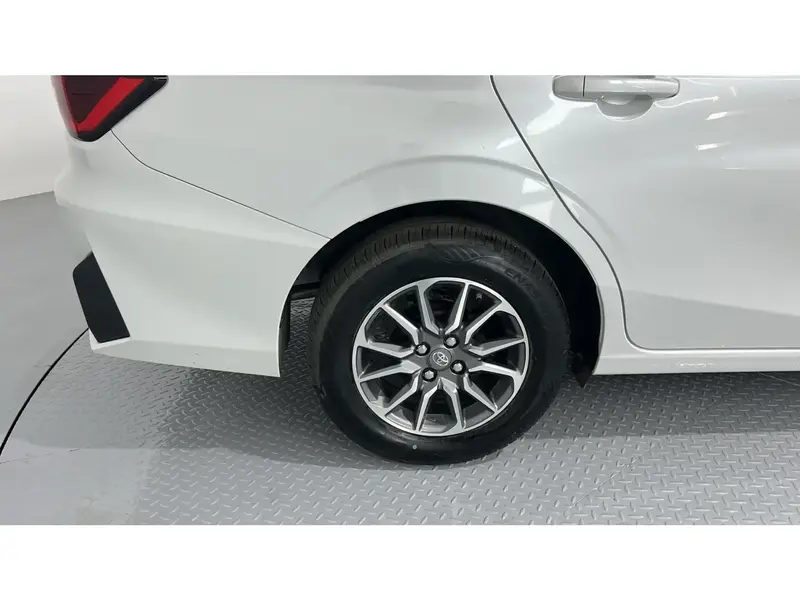 Toyota Yaris Y 2026 27