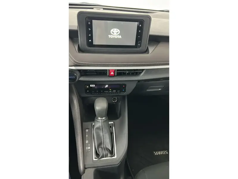 Toyota Yaris Y 2026 20