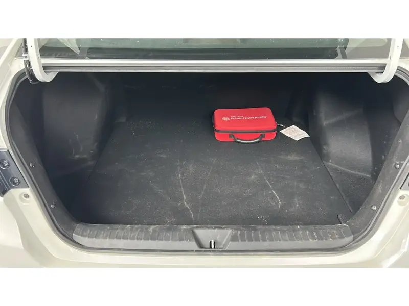Toyota Yaris Y 2026 22