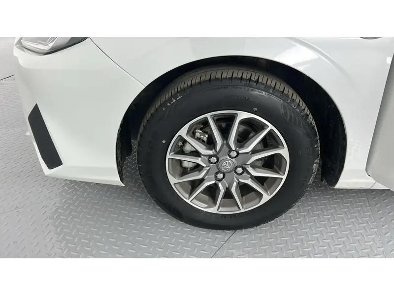 Toyota Yaris Y 2026 27