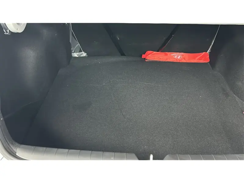 Hyundai Accent Smart 2026 28