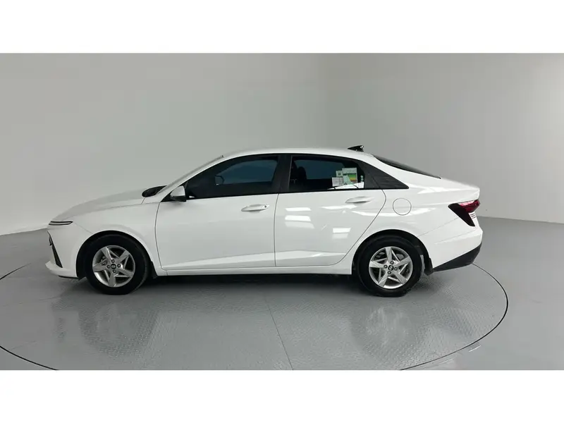 Hyundai Accent Smart 2026 9