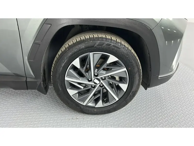 Hyundai Tucson Smart 2024 15