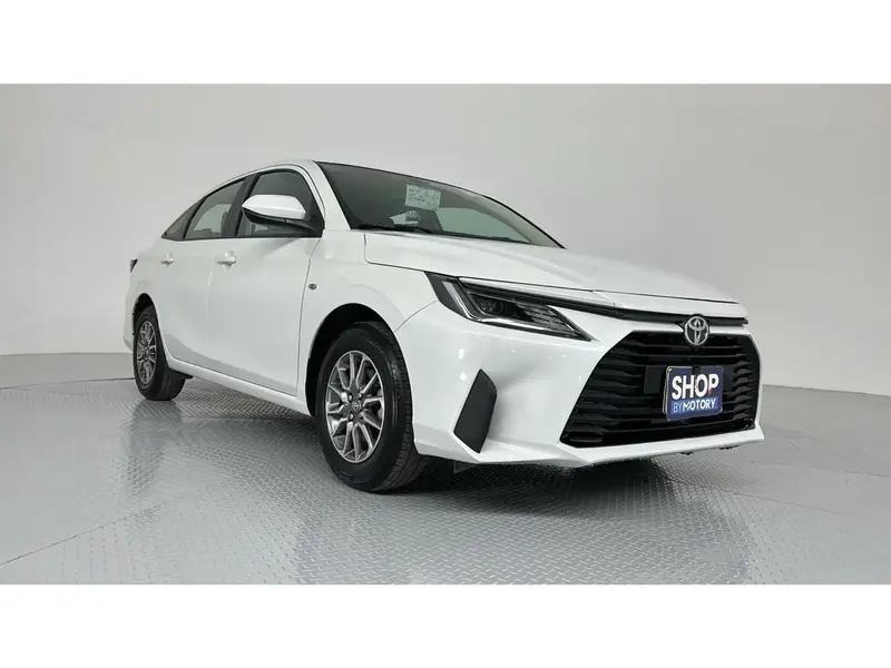 Toyota Yaris Y 2026 4