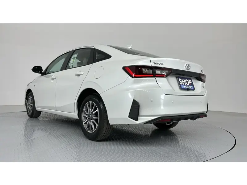 Toyota Yaris Y 2026 7